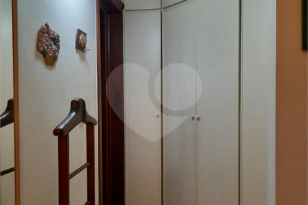 Casa à venda com 6 quartos, sendo 3 suítes, em Morumbi, São Paulo, SP