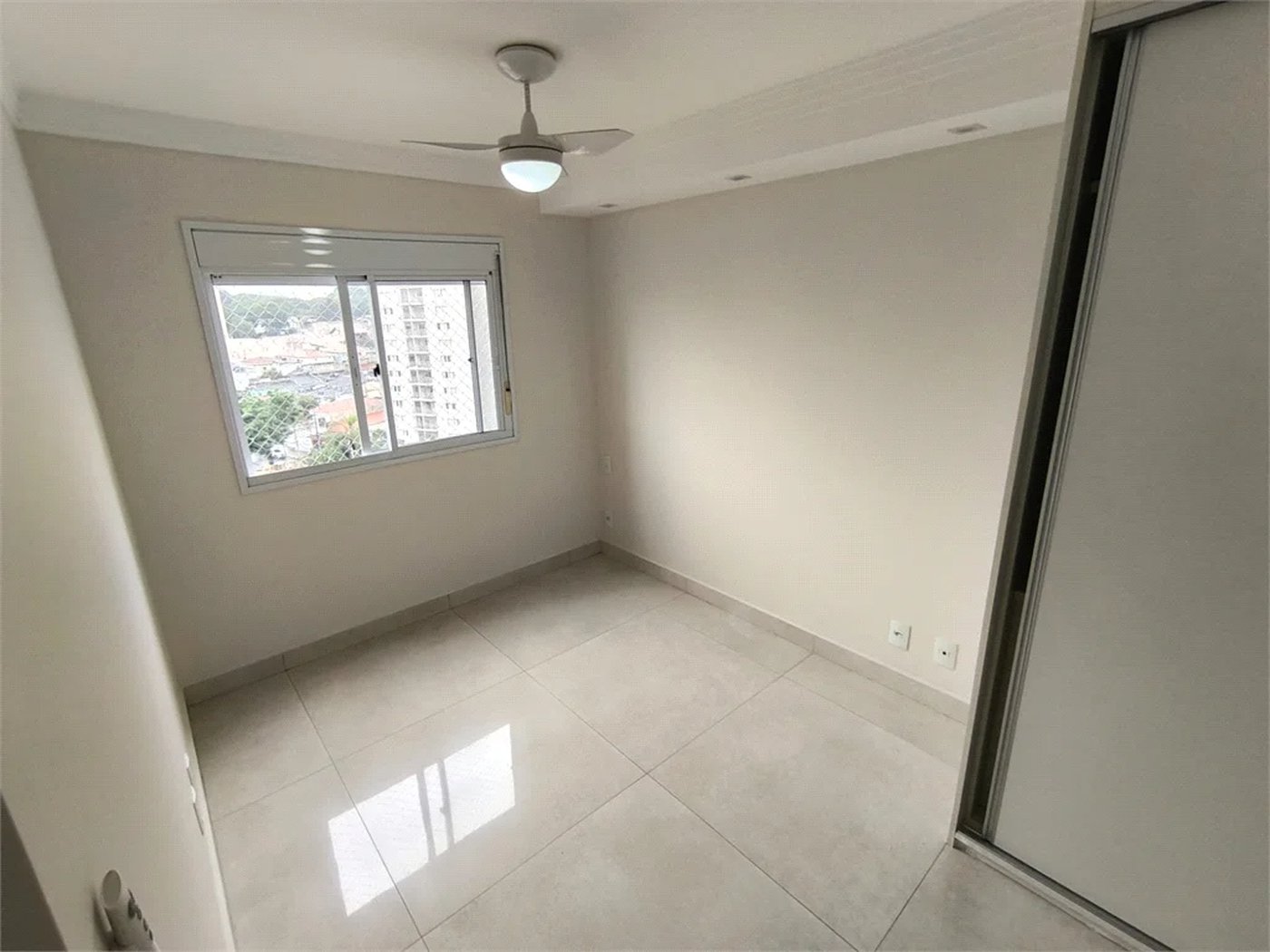Apartamento à venda com 2 quartos, sendo 1 suíte,  em Jardim Vazani, São Paulo, SP