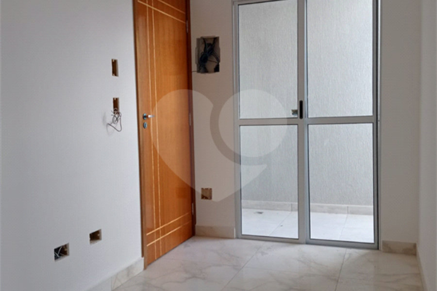 Casa à venda com 1 quarto no condomínio Regina, São Paulo - SP