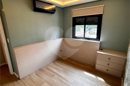 Apartamento à venda com 3 quartos, sendo 1 suíte,  em Jardim Oswaldo Cruz, São José dos Campos, SP