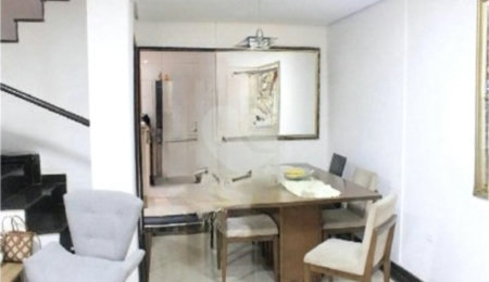 Sobrado à venda com 4 quartos, sendo 2 suítes, em Jardim Santa Clara, Guarulhos, SP