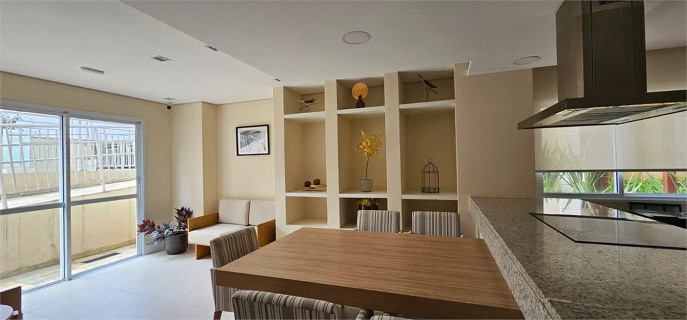 Apartamento para alugar com 2 suítes em Jardim Ampliação, São Paulo, SP
