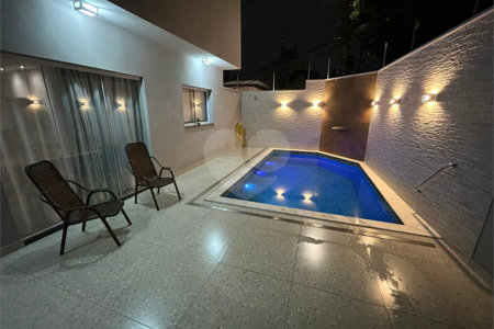Sobrado à venda com 3 quartos, sendo 1 suíte, em Santa Teresinha, São Paulo, SP