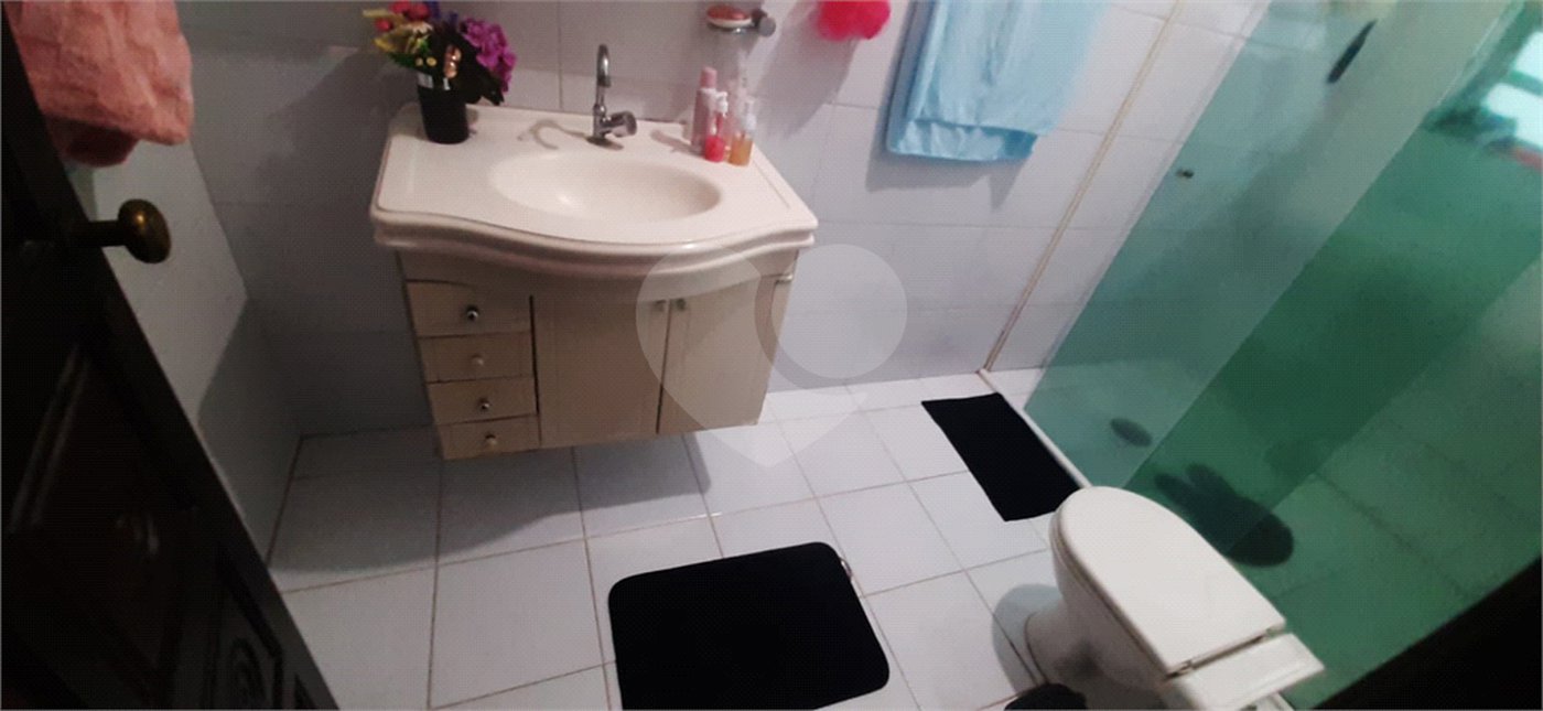 Sobrado à venda com 5 quartos, sendo 1 suíte,  em Vila Rosália, Guarulhos, SP