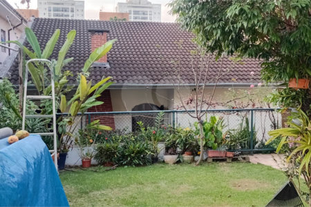 Casa à venda com 4 quartos, sendo 2 suítes,  em Vila Sônia, São Paulo, SP