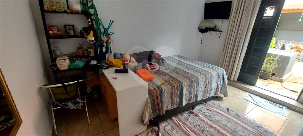 Casa à venda com 3 quartos, sendo 1 suíte, em Perdizes, São Paulo, SP
