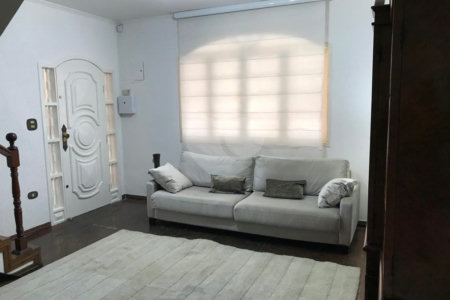Sobrado à venda com 3 quartos, sendo 1 suíte, em Jardim Mauá, Mauá, SP