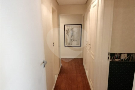 Apartamento à venda com 3 quartos, sendo 1 suíte, em Jardim Paulista, São Paulo, SP