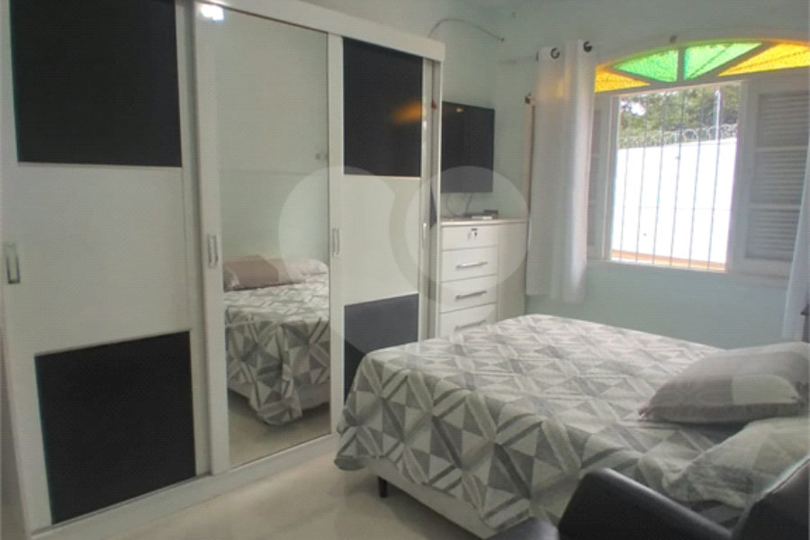 Casa Térrea à venda com 3 suítes em Loty, Itanhaém, SP