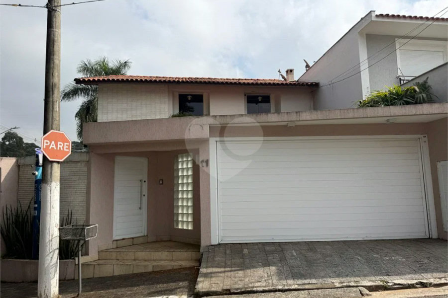 Sobrado à venda com 4 quartos, sendo 2 suítes, em Palmas do Tremembé, São Paulo, SP