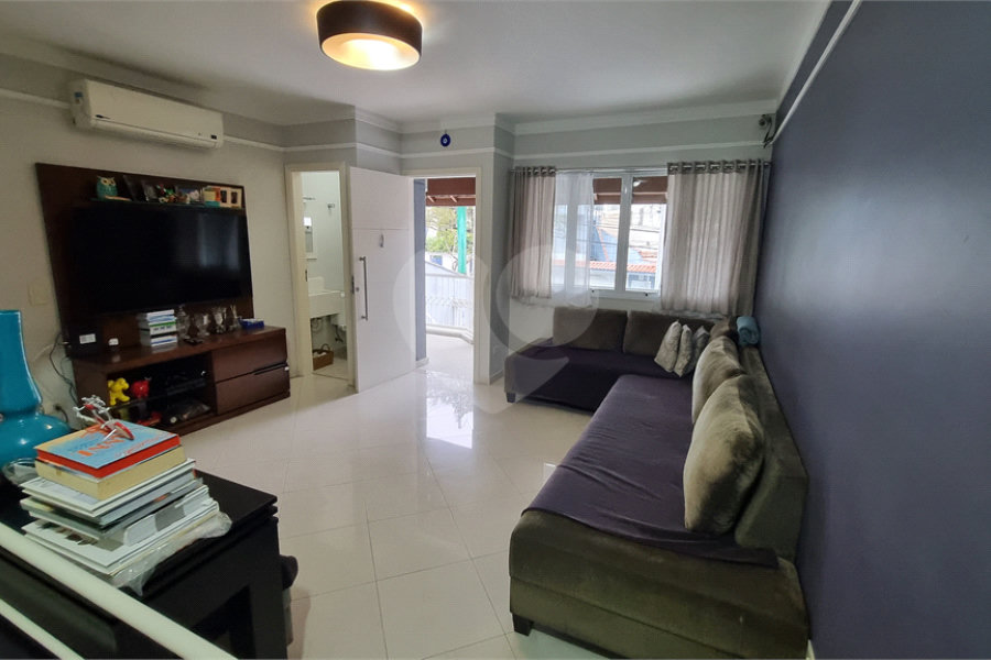 Sobrado à venda com 3 quartos, sendo 1 suíte,  em Santana, São Paulo, SP