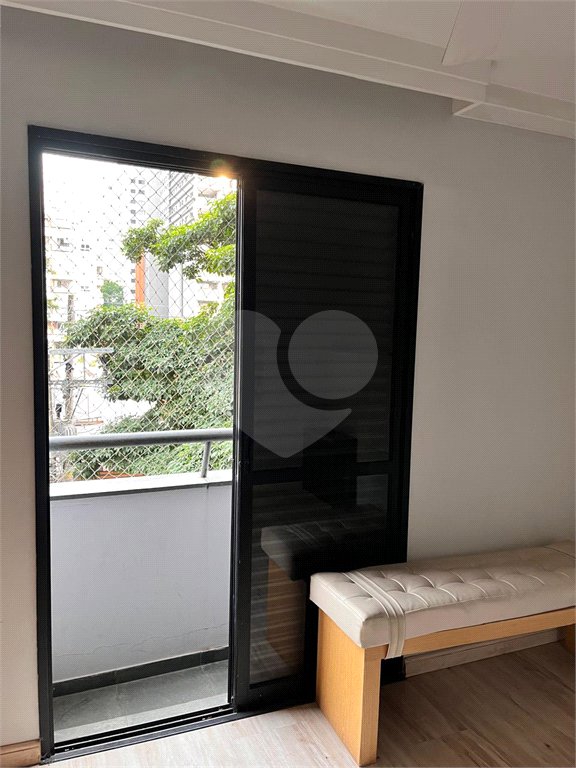 Apartamento à venda ou para alugar com 3 quartos, sendo 1 suíte,  em Vila Pompéia, São Paulo, SP