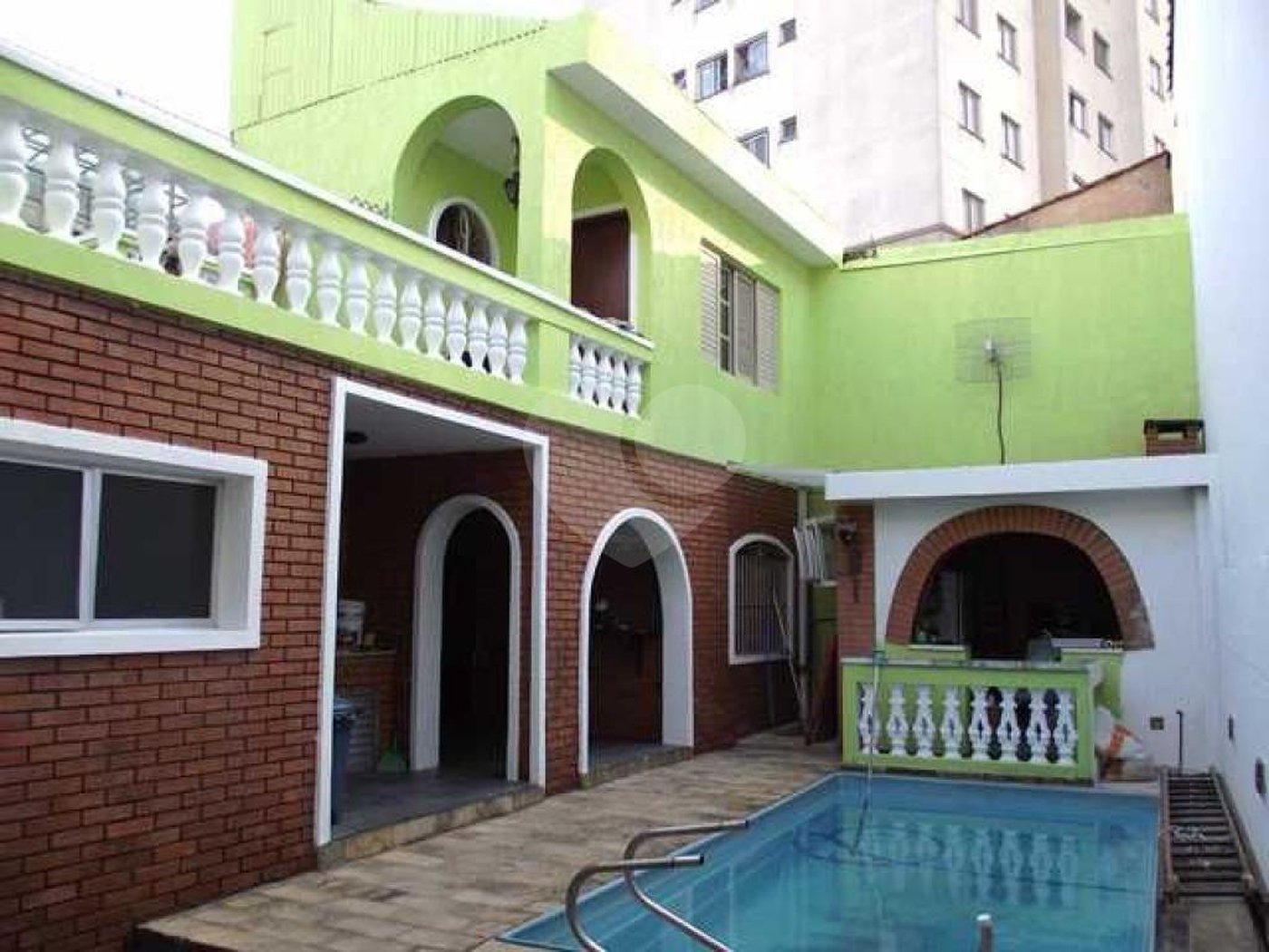 Sobrado à venda com 4 quartos, sendo 2 suítes, em Limão, São Paulo, SP