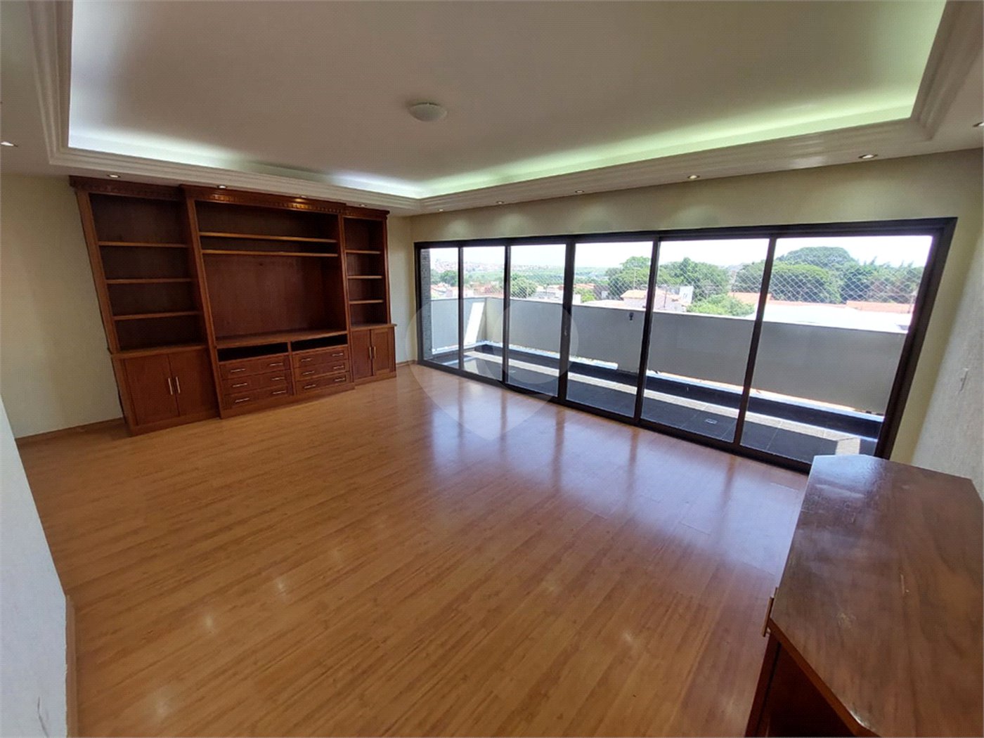 Apartamento para alugar com 3 quartos, sendo 1 suíte,  no Centro, Indaiatuba, SP