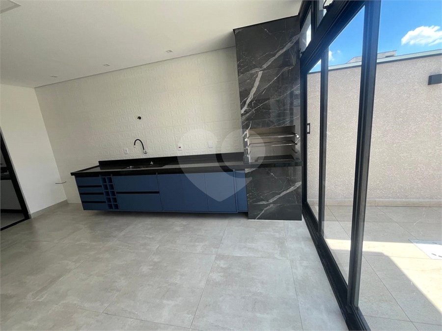 Casa à venda com 3 suítes no condomínio Campos do Conde I e II, Sorocaba - SP