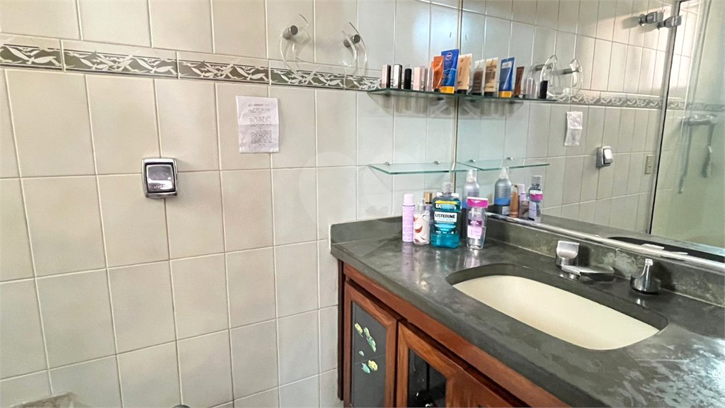 Apartamento à venda com 3 suítes em Moema, São Paulo, SP
