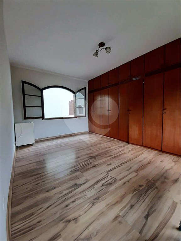 Sobrado à venda com 3 suítes em Tremembé, São Paulo, SP