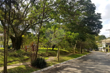 Sobrado à venda com 3 quartos, sendo 2 suítes, em Chácara Monte Alegre, São Paulo, SP