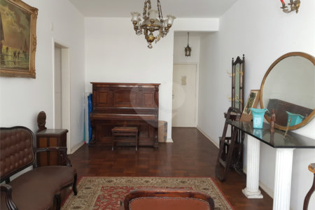 Apartamento à venda com 3 quartos, sendo 1 suíte,  em Copacabana, Rio de Janeiro, RJ