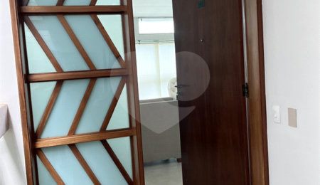Apartamento à venda ou para alugar com 3 quartos, sendo 1 suíte,  em Enseada, Guarujá, SP