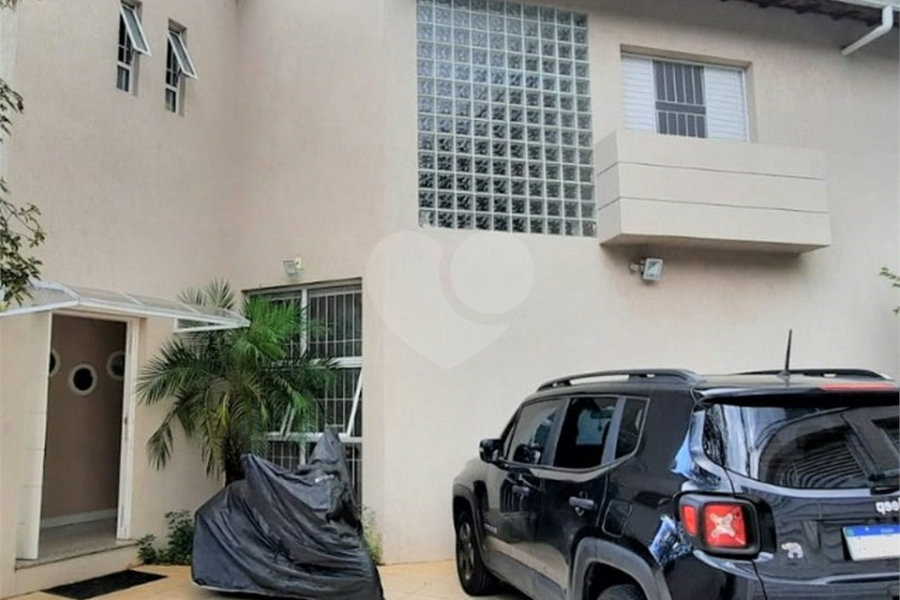 Casa à venda com 5 quartos, sendo 4 suítes, em Santana, São Paulo, SP