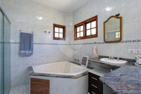 Casa para alugar com 4 suítes em Vila Santo Antônio, São Roque, SP