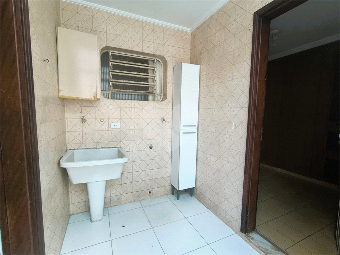 Sobrado à venda com 3 quartos, sendo 1 suíte,  em Jardim Esmeralda, São Paulo, SP