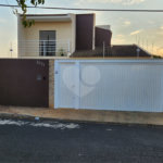 Casa à venda ou para alugar com 3 quartos, sendo 1 suíte, em Jardim Primavera, Araraquara, SP