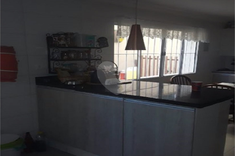 Sobrado à venda com 3 quartos, sendo 1 suíte, em Vila Guilherme, São Paulo, SP
