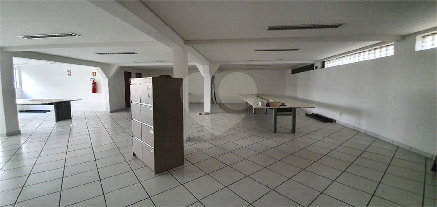 Prédio à venda ou para alugar em Vila Palmares, Santo André, SP