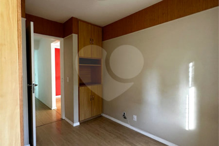 Apartamento à venda com 3 quartos, sendo 1 suíte, em Vila Andrade, São Paulo, SP