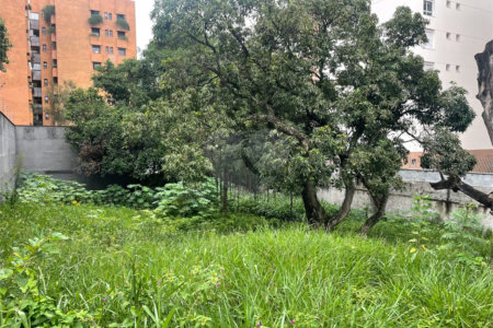 Terreno à venda em Jardim Guedala, São Paulo, SP