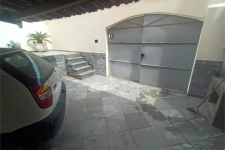 Casa à venda com 2 quartos, sendo 1 suíte, no condomínio Parque Central, Rio de Janeiro - RJ