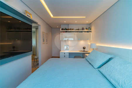 Apartamento à venda com 2 suítes em Chácara Santo Antônio, São Paulo, SP