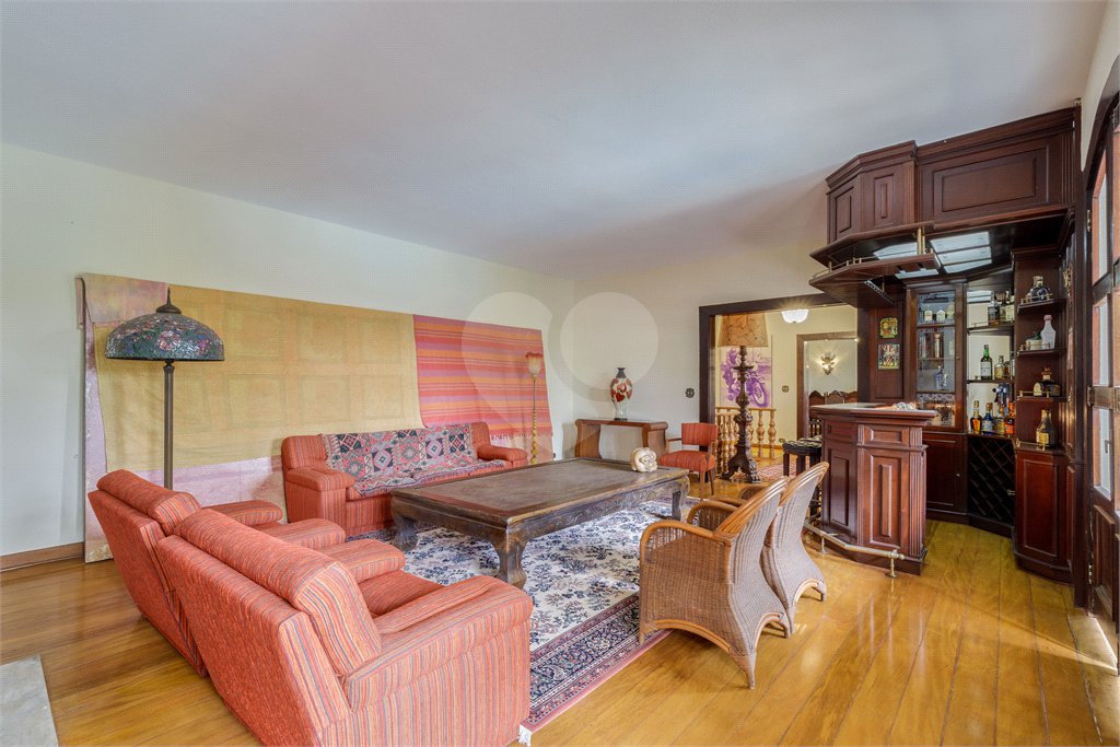 Casa à venda ou para alugar com 5 suítes em Alto da Boa Vista, São Paulo, SP