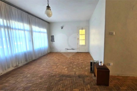 Casa à venda com 2 quartos em Vila Califórnia, São Paulo, SP