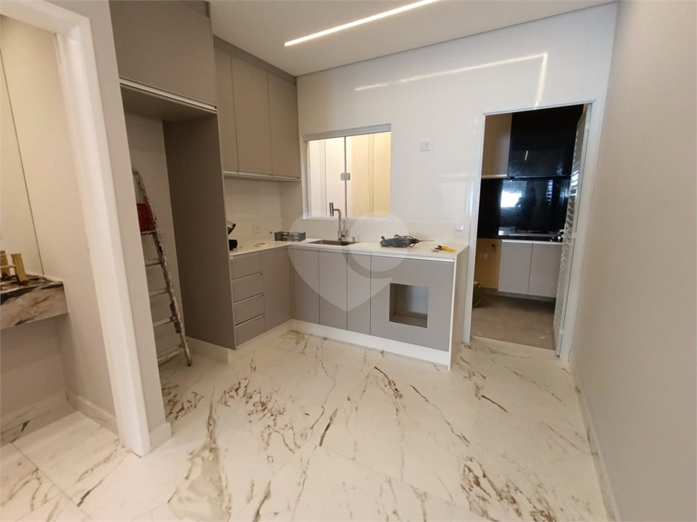 Sobrado à venda com 3 quartos, sendo 1 suíte,  em Vila Maria, São Paulo, SP