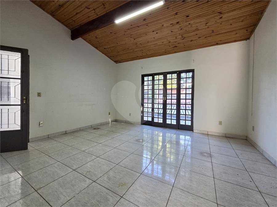 Casa à venda com 2 quartos, sendo 1 suíte, em Jardim Sandra, Sorocaba, SP