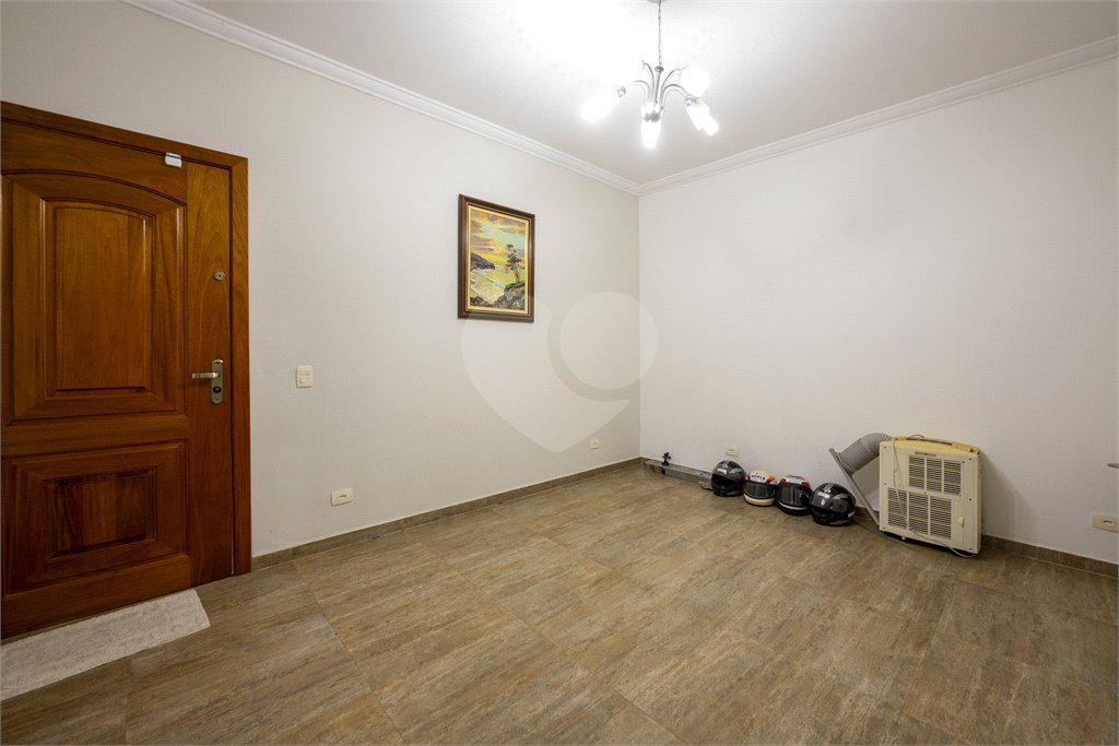 Sobrado à venda com 3 quartos, sendo 2 suítes,  em Brooklin, São Paulo, SP
