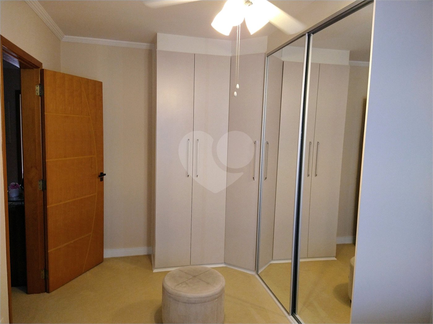 Casa à venda com 3 quartos, sendo 1 suíte, em Parque Vitória, São Paulo, SP