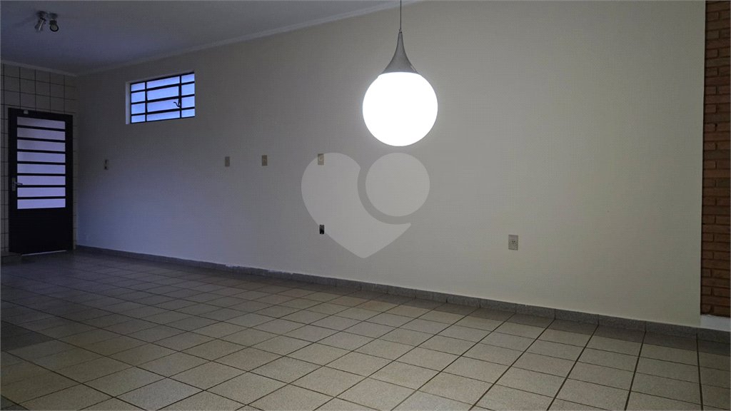 Casa à venda ou para alugar com 4 quartos, sendo 2 suítes, em Jardim Morumbi, Araraquara, SP