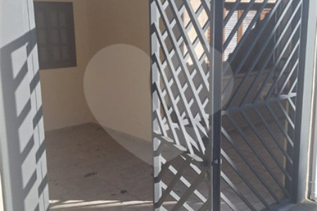 Casa à venda com 4 quartos em Vila Irmãos Arnoni, São Paulo, SP