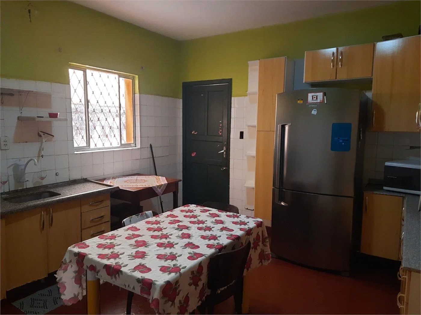Sobrado à venda com 3 quartos em Vila Hamburguesa, São Paulo, SP