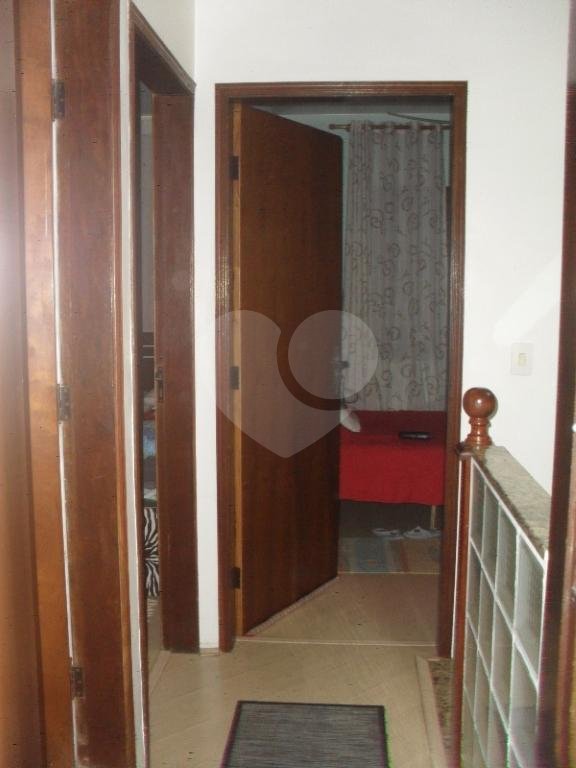 Sobrado à venda com 3 quartos, sendo 1 suíte, em Artur Alvim, São Paulo, SP