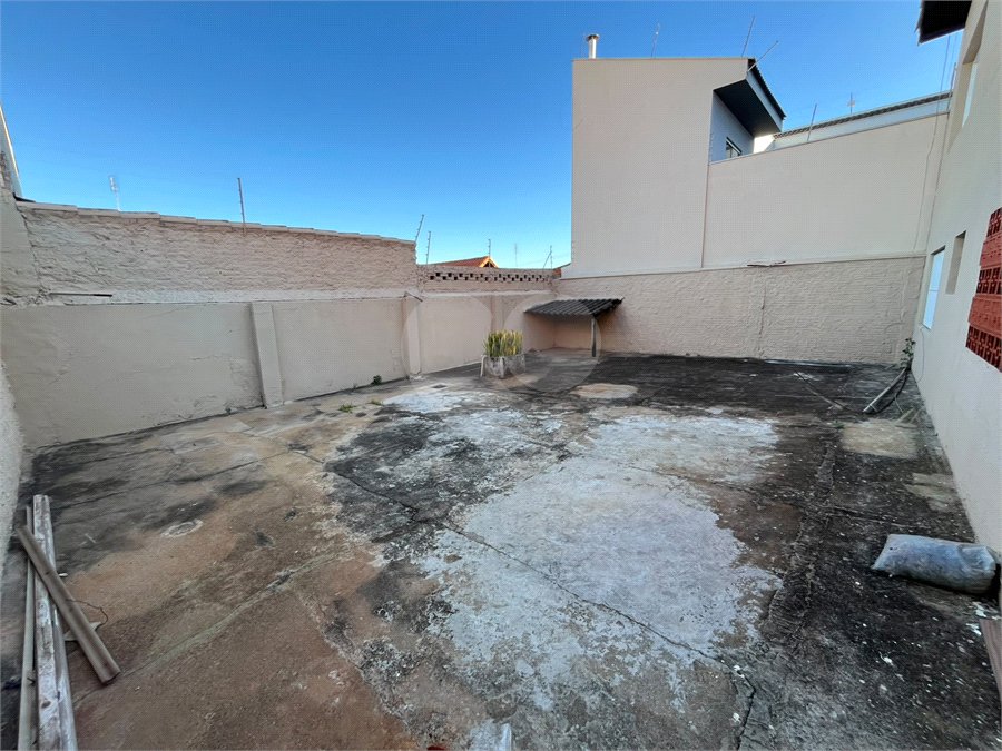 Casa à venda com 3 quartos, sendo 1 suíte, em Jardim Itália, Itapetininga, SP