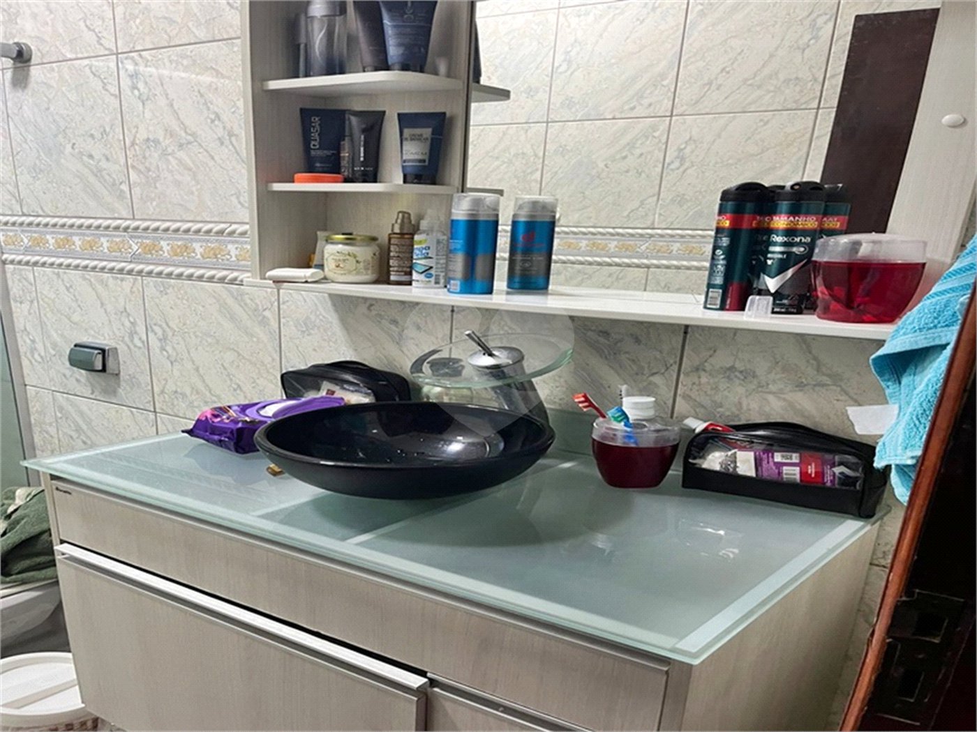 Sobrado à venda com 3 quartos, sendo 1 suíte, em Vila Galvão, Guarulhos, SP