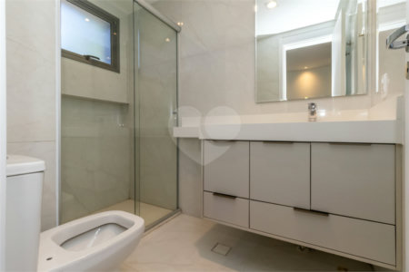 Apartamento à venda com 3 suítes em Campo Belo, São Paulo, SP