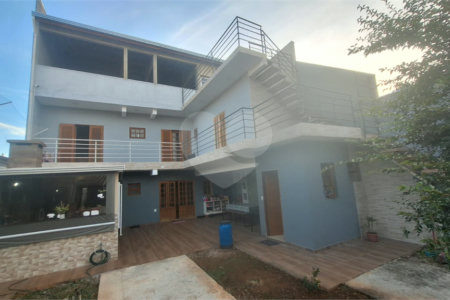Casa à venda com 3 quartos, sendo 2 suítes, em Parque dos Eucaliptos, Sorocaba, SP