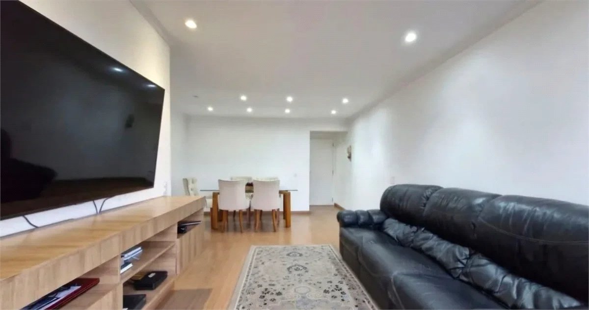 Apartamento à venda com 3 quartos, sendo 1 suíte, em Jardim Esmeralda, São Paulo, SP