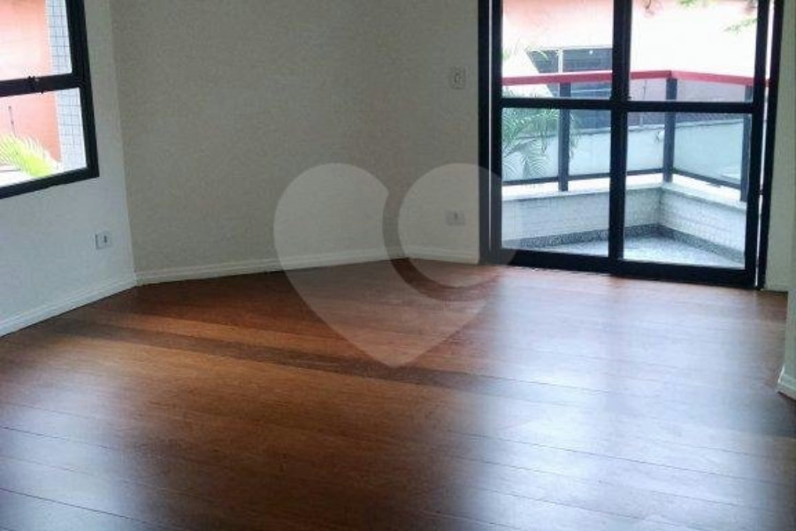 Apartamento à venda com 3 quartos, sendo 1 suíte, em Santana, São Paulo, SP